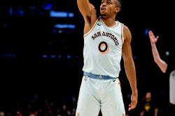 里程碑夜！圣安东尼奥马刺手感冰凉，欧篮联转会期刷纪录，球迷炸锅，身体对抗强度拉满的简单介绍-多米平台