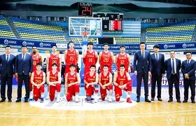 关于从清晨深圳男篮调整名单以备CBA常规赛到广厦男篮围绕NBA总决赛官宣签约，风云突变葡萄牙体育今晚篮板制胜的信息